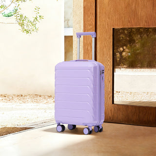 Hard Shell Travel Luggage With Scratch Resistant Surface
