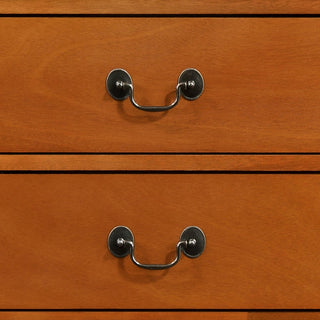 Louis Phillipe - Traditional Style Storage Chest Elegant