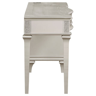 Colwood - 4 Drawer Vanity Desk With And Built In Charging - Silver Gray