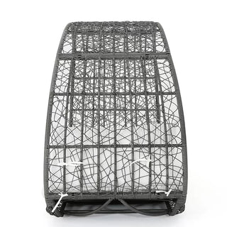 Abigal - Outdoor Wicker Daybed With Cushion