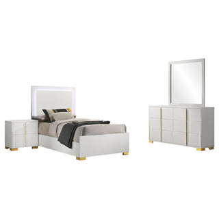 Bedroom Set With Accents