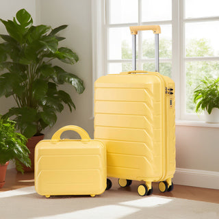 Spinner Luggage Set With Combination Lock