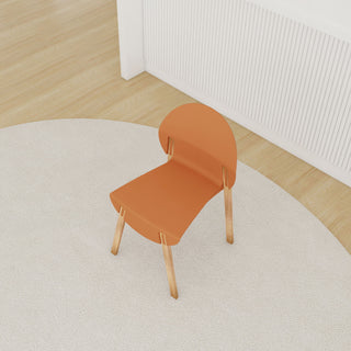 4 Piece Set Of Single Chairs With A Design Combining Modern And Traditional Elements