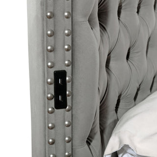 Hazel - 5 Piece Queen Tufted Bedroom Set - Gray