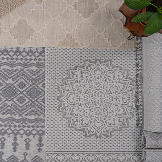 Guros - 8' X 10' Geometric Indoor / Outdoor Area Rug - White