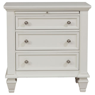 Dennis - 4 Piece Eastern King Bedroom Set - Cream White