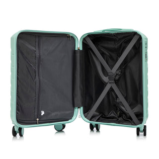 Hard Shell Travel Luggage With Scratch Resistant Surface