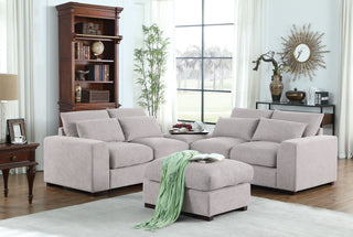 Tatman - Sectional With 2 Ottomans