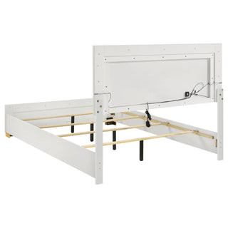 Bedroom Set With Accents