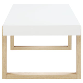 Gwen - Table
