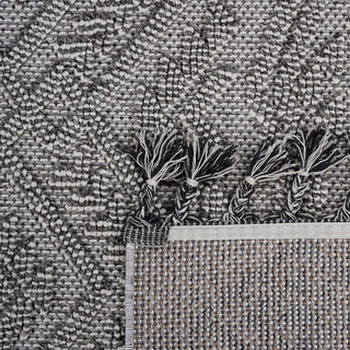 Guros - Traditional Indoor / Outdoor Rug