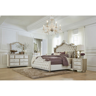 Williams - 7 Drawer Dresser - Camel