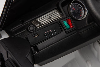 12V7A 30W*2 Four-Wheel Drive Seat One Button Start, Forward And Backward, High And Low Speed, Music, Front Light, Power Display, Two Doors Can Open, 2.4G R / C, Seat Belt Four Wheel Absorber
