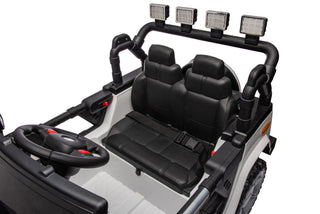 12V7A 30W*2 Four-Wheel Drive Seat One Button Start, Forward And Backward, High And Low Speed, Music, Front Light, Power Display, Two Doors Can Open, 2.4G R / C, Seat Belt Four Wheel Absorber