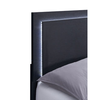 Bedroom Set With Accents